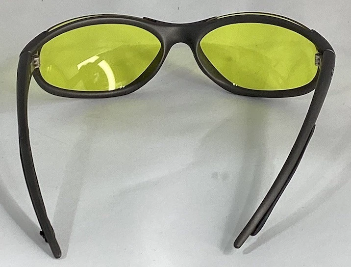 Vintage SMITH OPTICS Stone Mainline Sunglasses Yellow Lense/Case - Image 3 of 4