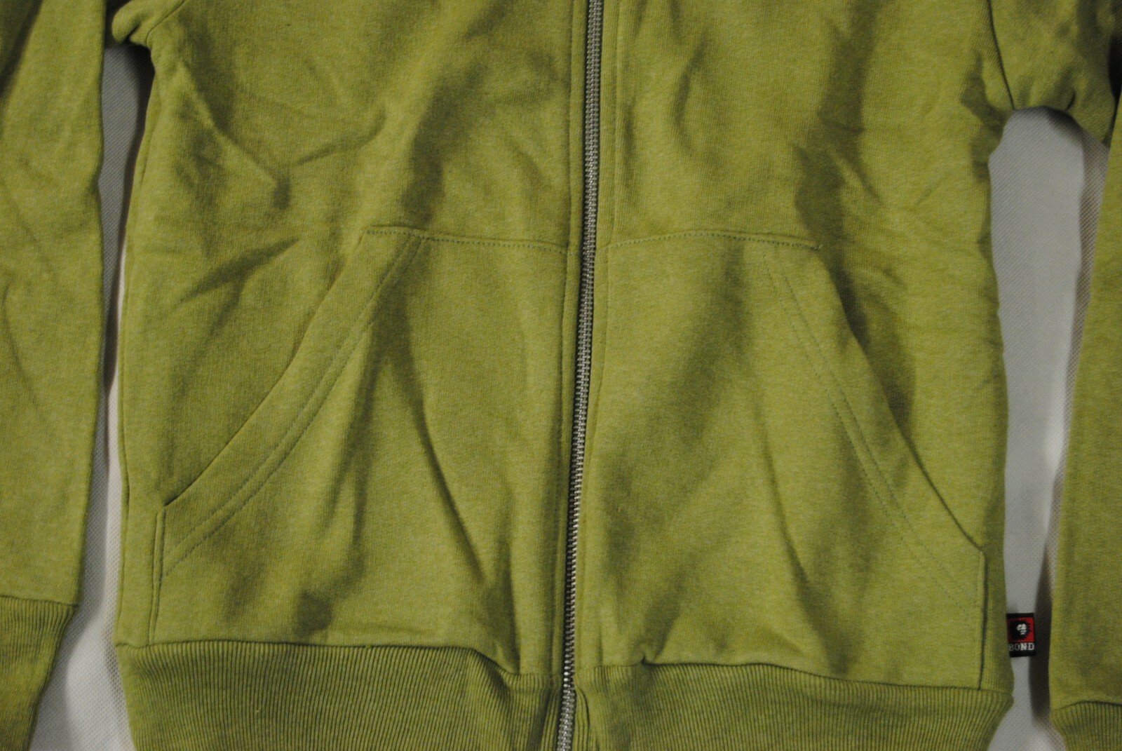 Picture 2 of 4