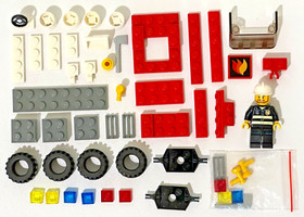 Retired ©2005 LEGO 7241 City Fire Car 100% Complete + Extras