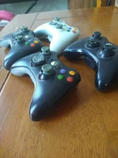 4 OEM Xbox 360 Wireless Controllers Missing The Battery Packs In Back Black