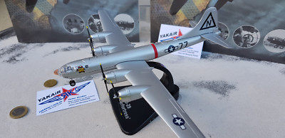 Boeing B - 29 Superfortress 1944 Atlas Fertigmodell Avion Aircraft  YAKAiR 1:144