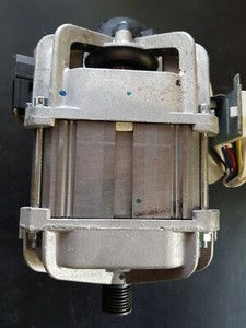 White Knight WM126 VB 2 Waschmaschine - Motor