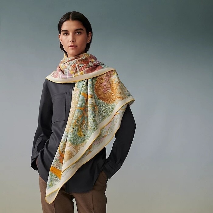 HERMES　シルク100% 花柄ストール ボックス付き Hermes Shawl Scarf Retour a la Nature Stole Floral Cashmere Silk