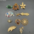 Vintage Sarah Coventry Rhinestone Costume Jewelry Lot 11 Brooches Mid-Century