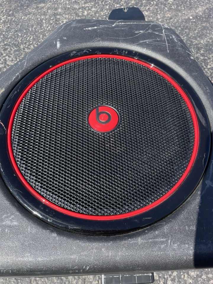 2012 - 2018 🔥CHRYSLER 300 Beats Audio Subwoofer Speaker Box OEM 1WQ34DX9AB A - Image 2 of 4