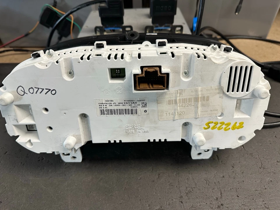 Cuadro de instrumentos velocímetro Jeep Grand Cherokee 2018 pantalla de 7" 80.519 millas Foto 2 de 3