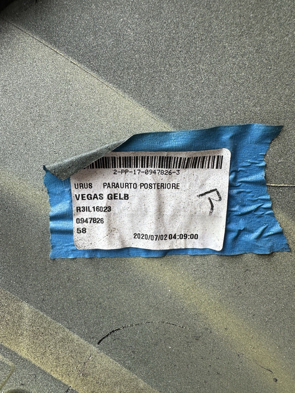 OEM GENUINE 2019-2023 LAMBORGHINI URUS REAR BUMPER YELLOW 4ML807511A