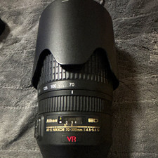 Nikon AF-S NIKKOR 70-300mm f/4.5-5.6G ED VR Z...