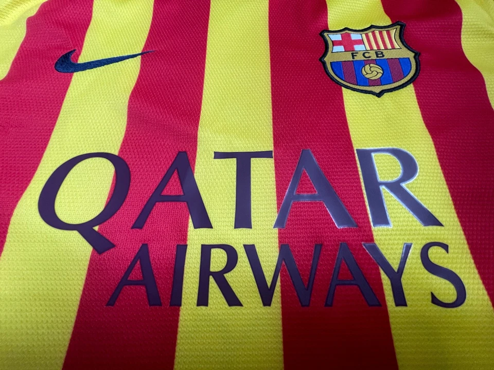 Rare Mens NIKE FC BARCELONA AWAY FOOTBALL SHIRT 2013-14 532823-703 Jersey Top L - Image 4 of 4