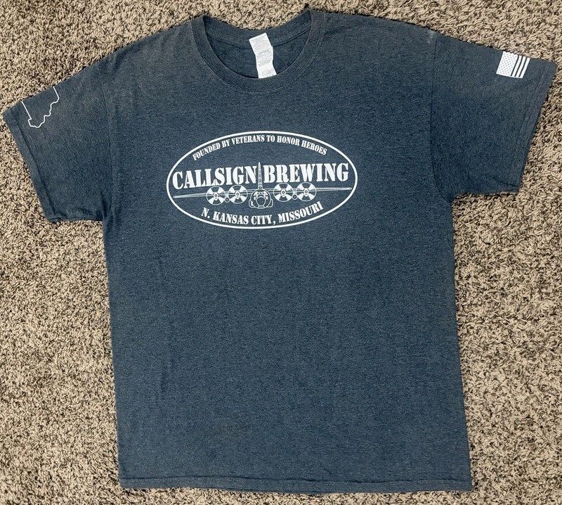CallSign Brewing Tshirt Adult Size Large Gildan USA Kansas City, MO Short Sleeve