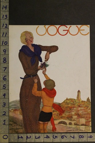 1931 ORIGINAL VINTAGE VOGUE COVER ART LEPAPE MOTHER CHILD VOG135