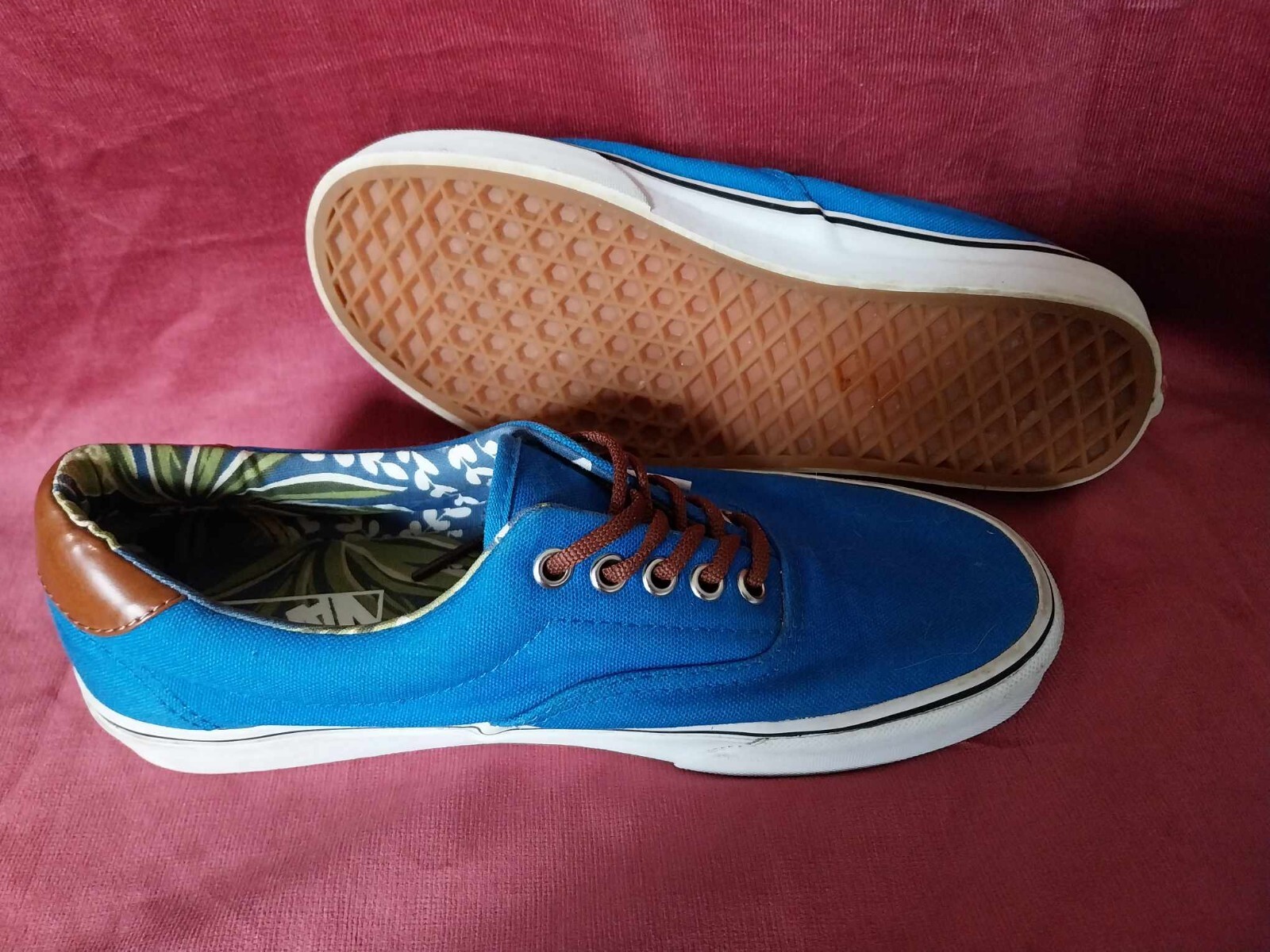 Vans Dazzling Blue Off the Wall Authentic Sneakers Men's US 7 Women's 6.5 VGC-image