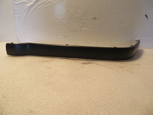 BMW E36 M Stoßleiste vorne links für die Frontstoßstange