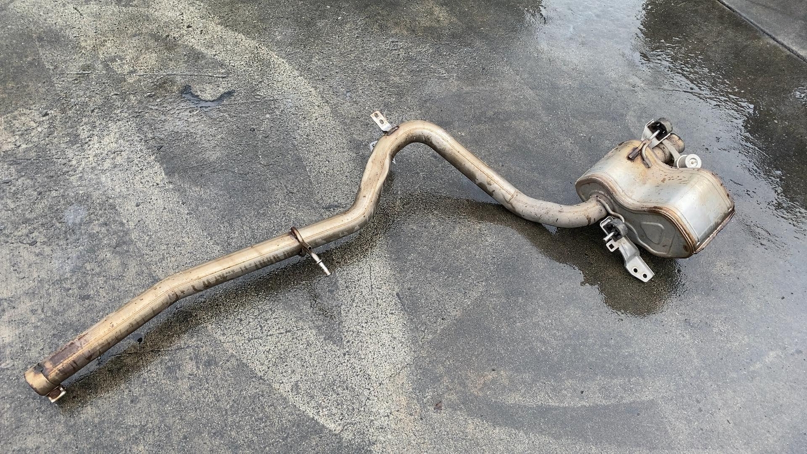 ⭕ 17-20 Maserati Levante Rear Left Exhaust Muffler Silencer w/ Tube Tail Pipe