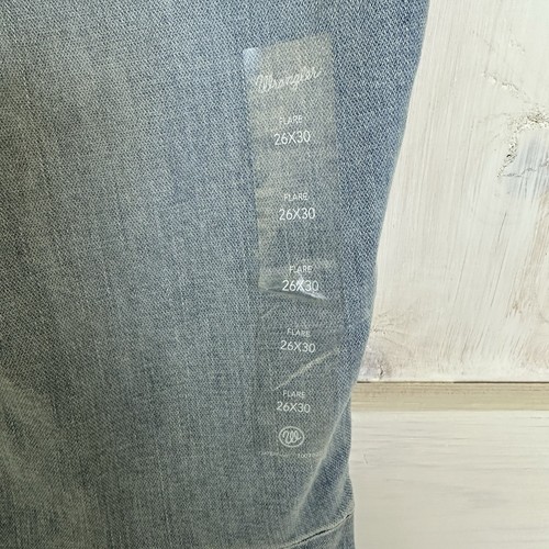 Wrangler Retro Embroidered High Rise Trumpet Flare Jeans Light Wash Sz 26 x 30 - Picture 13 of 13