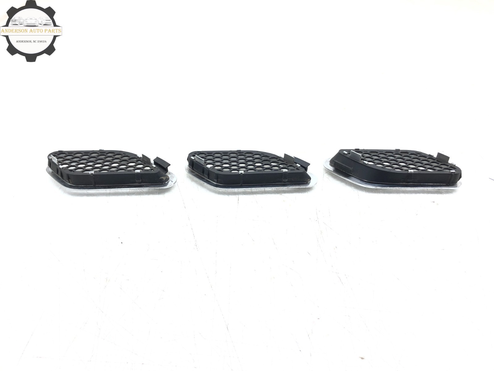 2008-2019 MASERATI GRANTURISMO M145 RIGHT PASS FRONT FENDER VENT GRILLE SET X3
