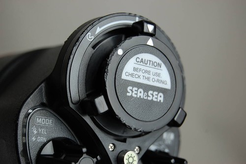 【Set of 2】SEA&SEA YS-D3 DUO Underwater Strobe latest model w/ fiber Cable - Picture 5 of 10