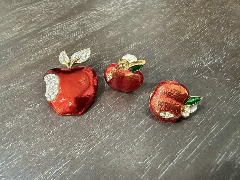 Vintage Red Apple Clip On Earrings $ Pin Brooch Enamel - Gold Tone - Rhinestone