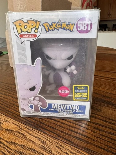 Funko Pop! Pokemon - Mewtwo Flocked 2020 Summer Convention #581