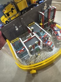 Lego City Store Display #7741 #7208 #3221 Helicopter Spins, Read Description**