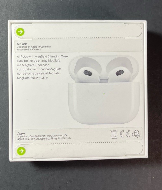 Apple AirPods 3rd generation With Magsafe Charging Case MME73AM/A