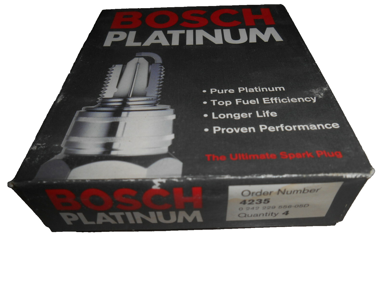NOS Bosch Platinum Spark Plugs Dodge B200 Van 4235 Qty 4