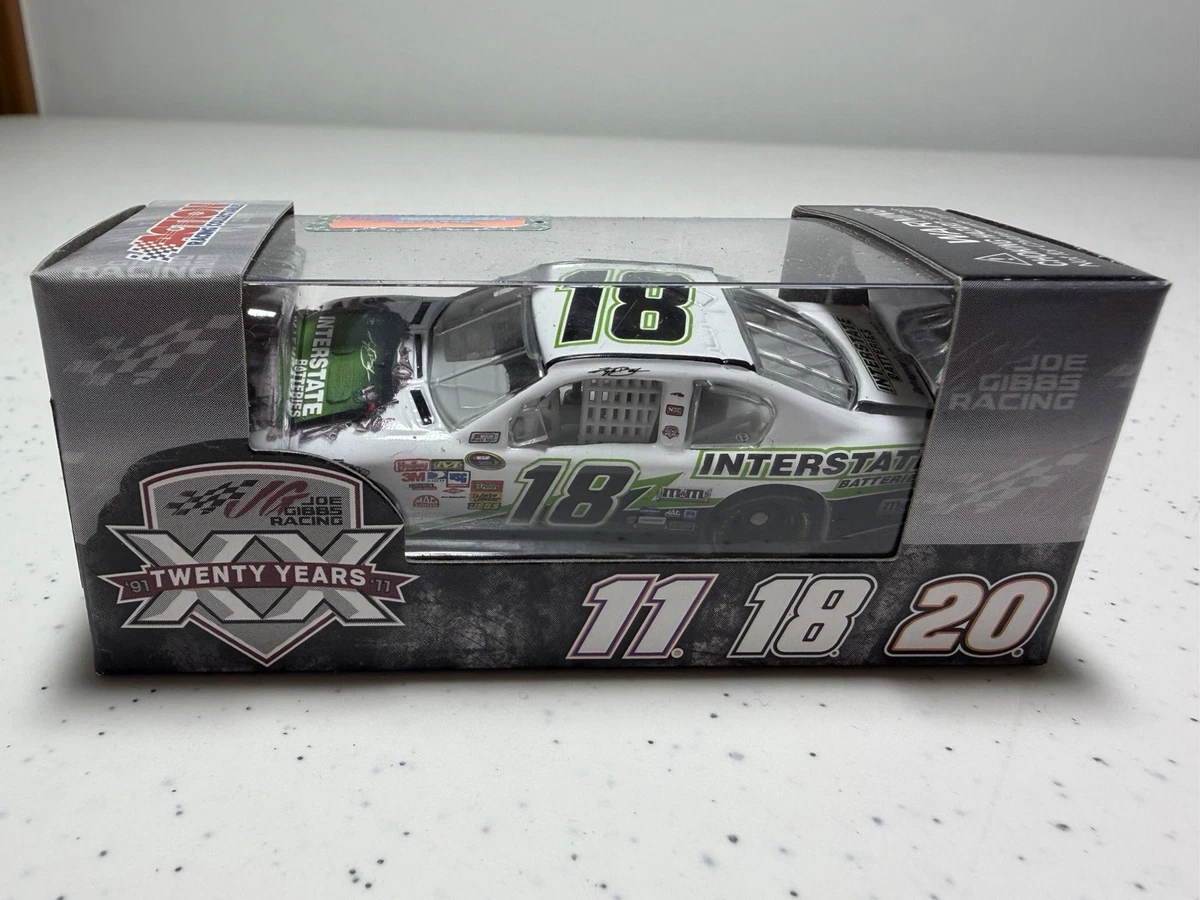 Action Kyle Busch Diecast Racing Cars 2011 Vehicle Year for sale