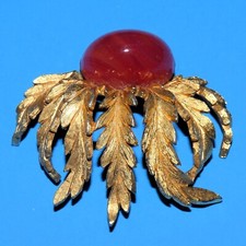 Hattie Carnegie Gold Tone Feather Brooch — listing 2
