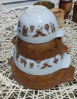 PYREX Early American Cinderella Nesting Mixing Bowls Set Of 4 441 442 443 444