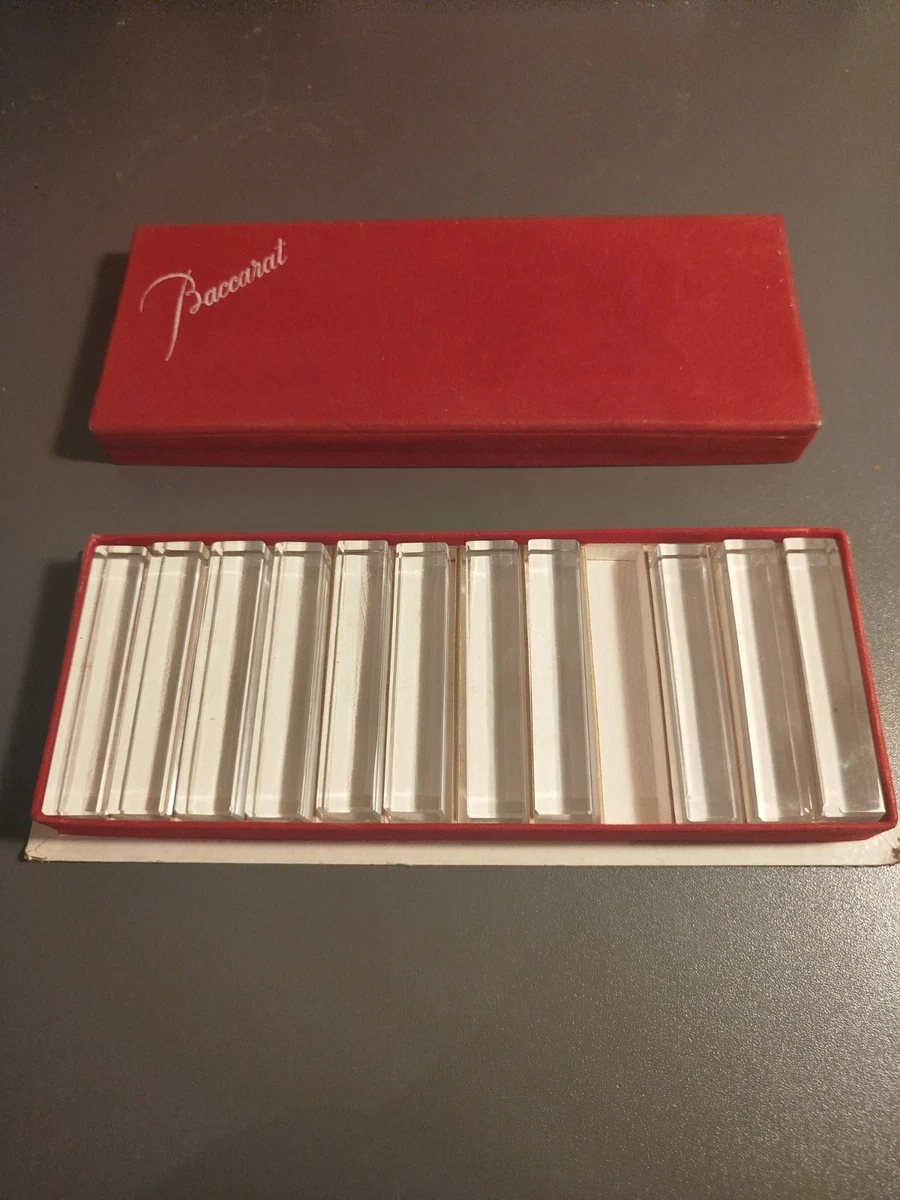 Boîte de portes couteaux en cristal de Baccarat - Prix: 150 euros