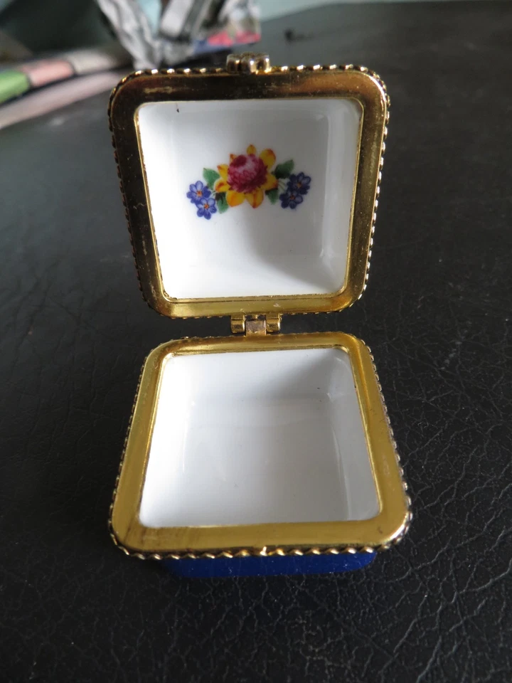 Vintage Delprado pill box e.p.08 - Image 4 of 4