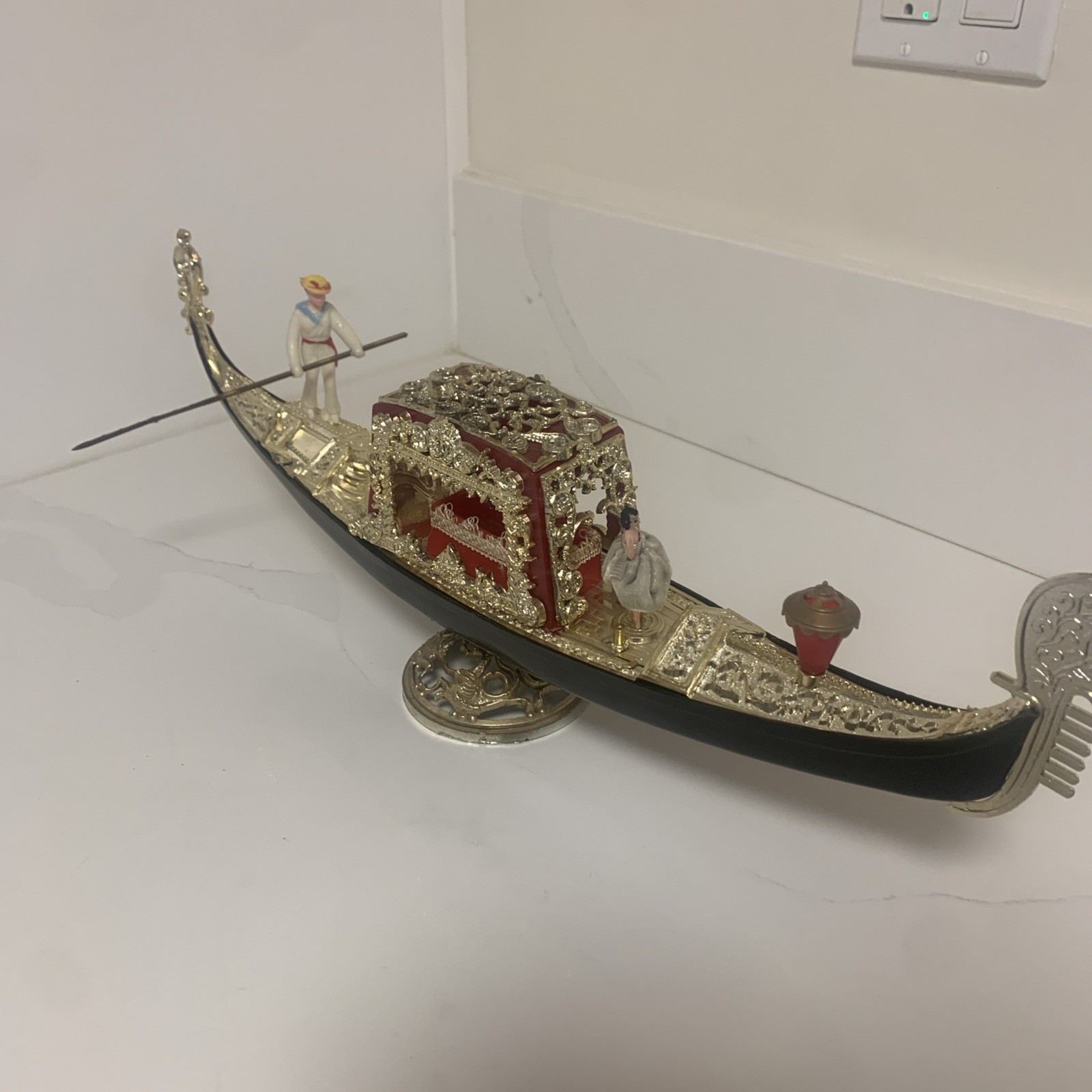 VINTAGE  ITALIAN VENICE SOUVENIR -  GONDOLA WITH DANCER - 60s