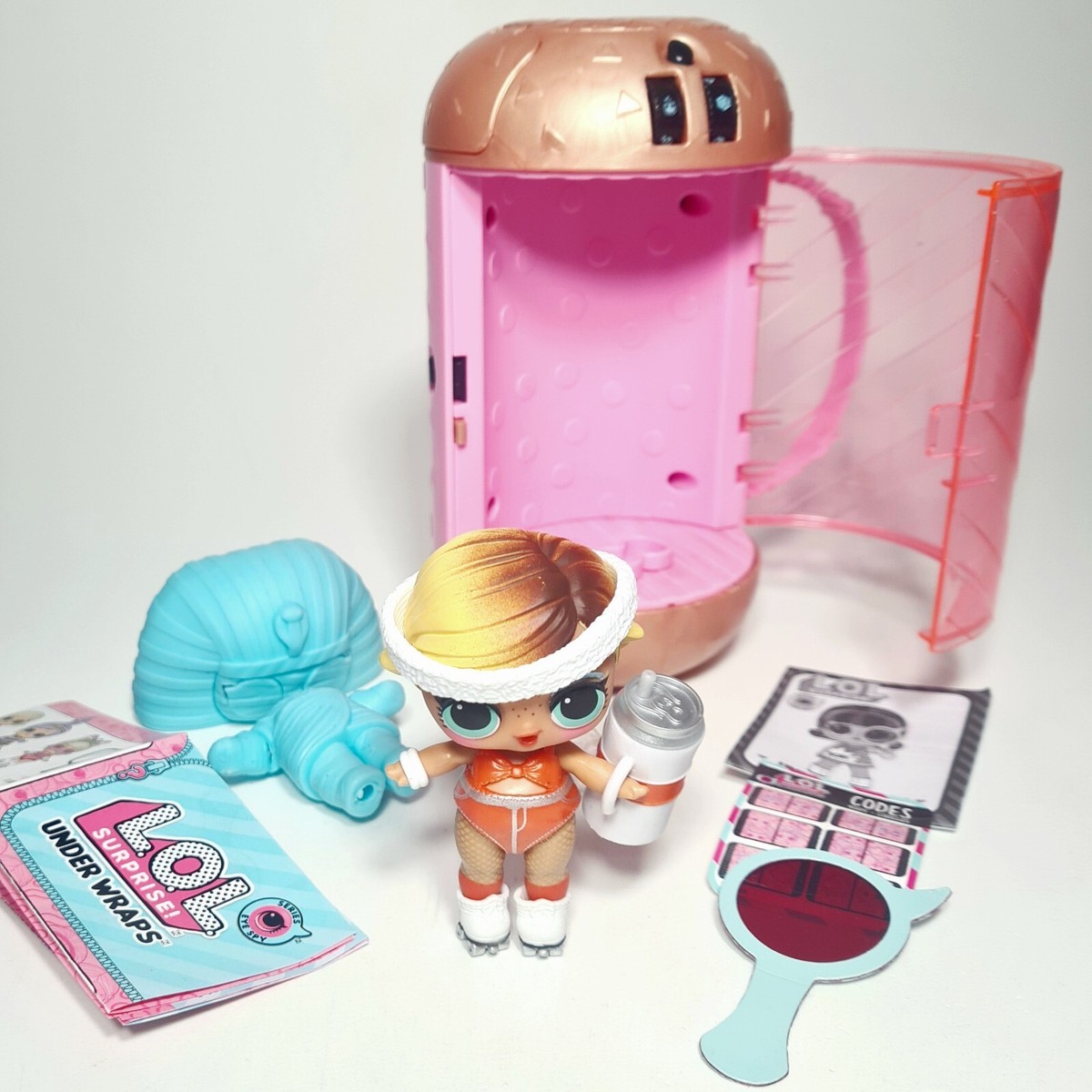 Club Lol Surprise Spy Eye 2018 MGA Surprise! Under Wraps™ Eye Spy