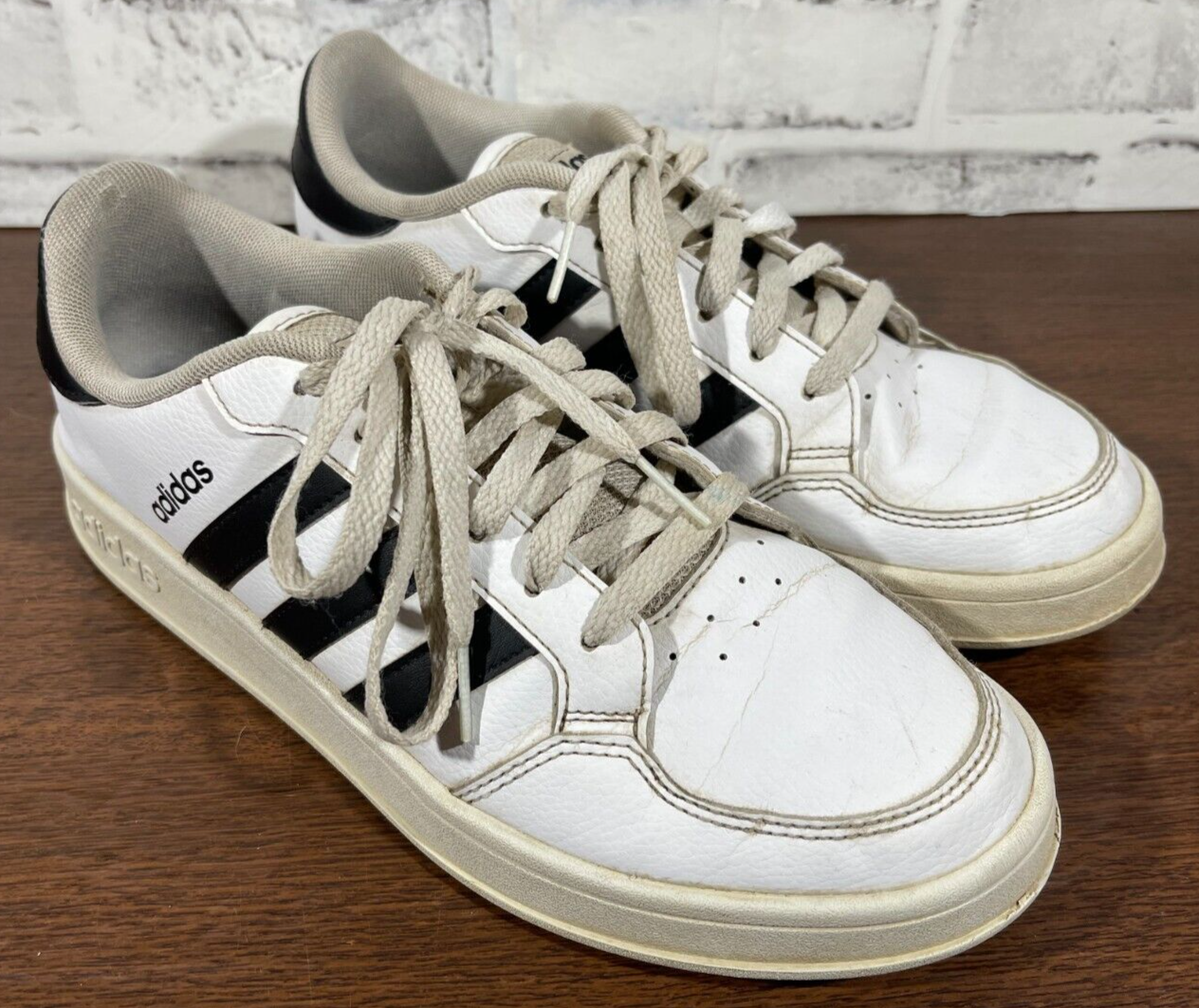 Adidas Men's FX8707 White Black Lace-Up Classic Sneaker Shoes Size 8