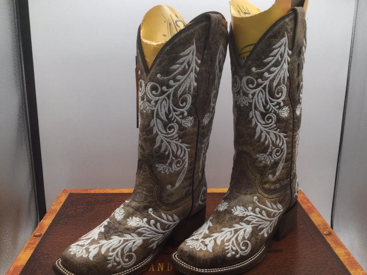 CORRAL A4063 Ladies Brown With White Embroidery Square Toe Boots Size 5 NICE