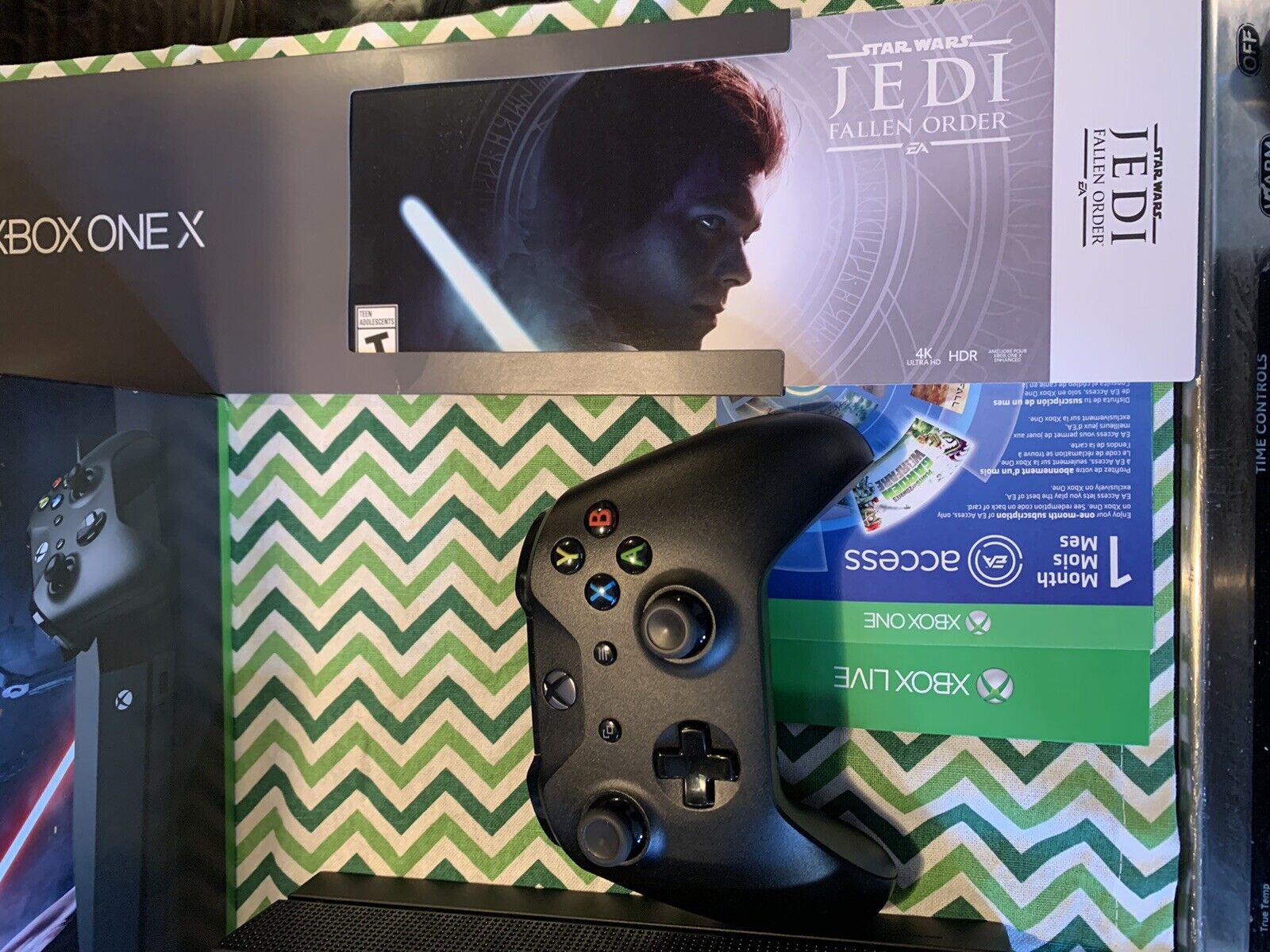 Xbox One S 1TB 1 Controle + 1 Jogo Star Wars - Microsoft