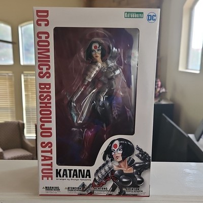 Kotobukiya DC Comics Bishoujo Katana Statue w/ Interchangeable Face Part