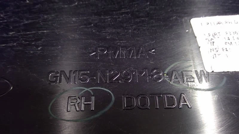 2018-2021 FORD ECOSPORT MOLDURA TRASEIRA DIREITA QUARTO PILAR FABRICANTE DE EQUIPAMENTO ORIGINAL GN15-N29148-AEW - Imagem 4 de 4