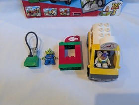 LEGO Duplo Disney Pixar Toy Story Pizza Planet Truck #5658 COMPLETE SET