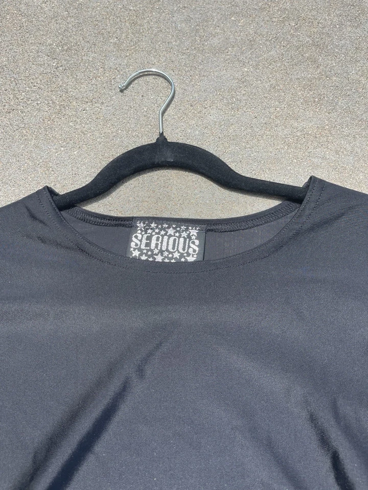 Y2K Serious Clothing Cyber Top — черный с ремешками из искусственного меха и пряжек (средний) - Изображение 3 из 4