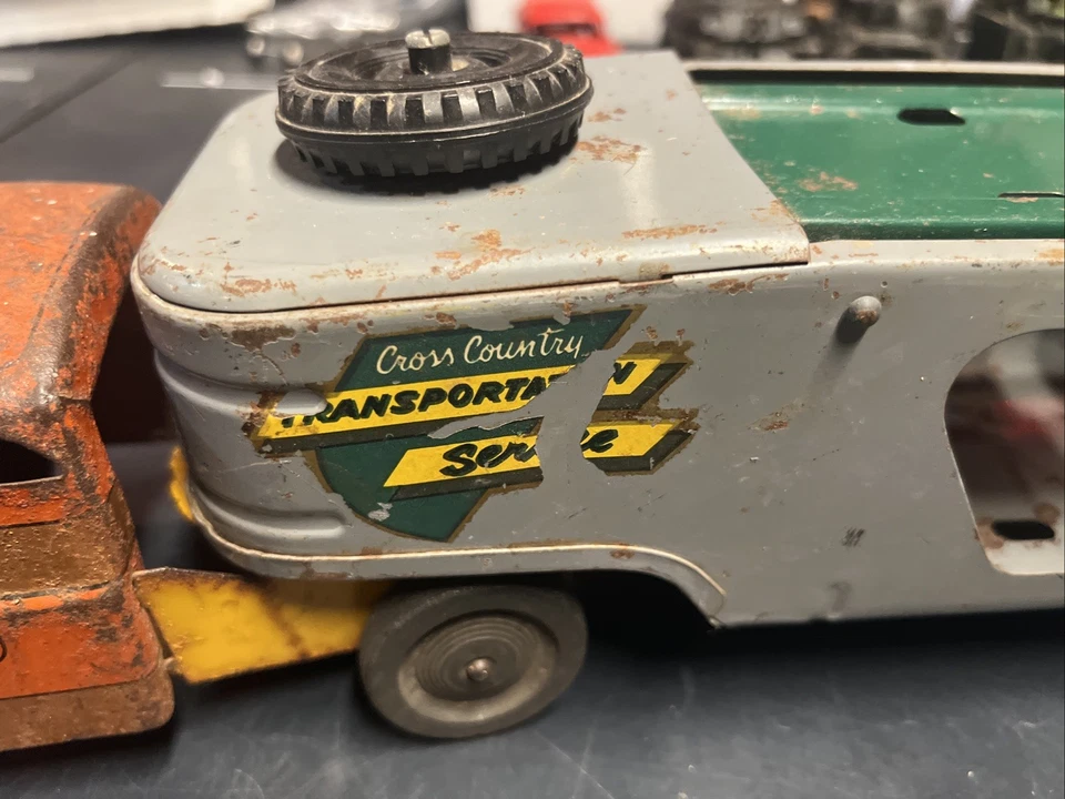 Marx Cross Country Auto Transport Car Carrier Trailer With Wyandotte Cab Truck - Image 2 of 4