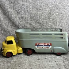 Vintage Wyandotte Truck Lines Cab Trailer Pressed Steel Construction 1950s Mint