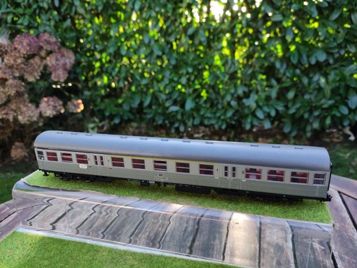 Roco 3052 H0 Nahverkehrswagen DB 1./2.Klasse "SILBERLING" --TOP ZUSTAND-- | Zustand: Gebraucht