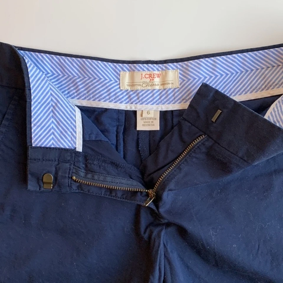Pantalón Corto Chino J Crew Mujer Talla 6 Broken-in Azul Marino Frente Plano Algodón. Usado en excelente estado Foto 4 de 4