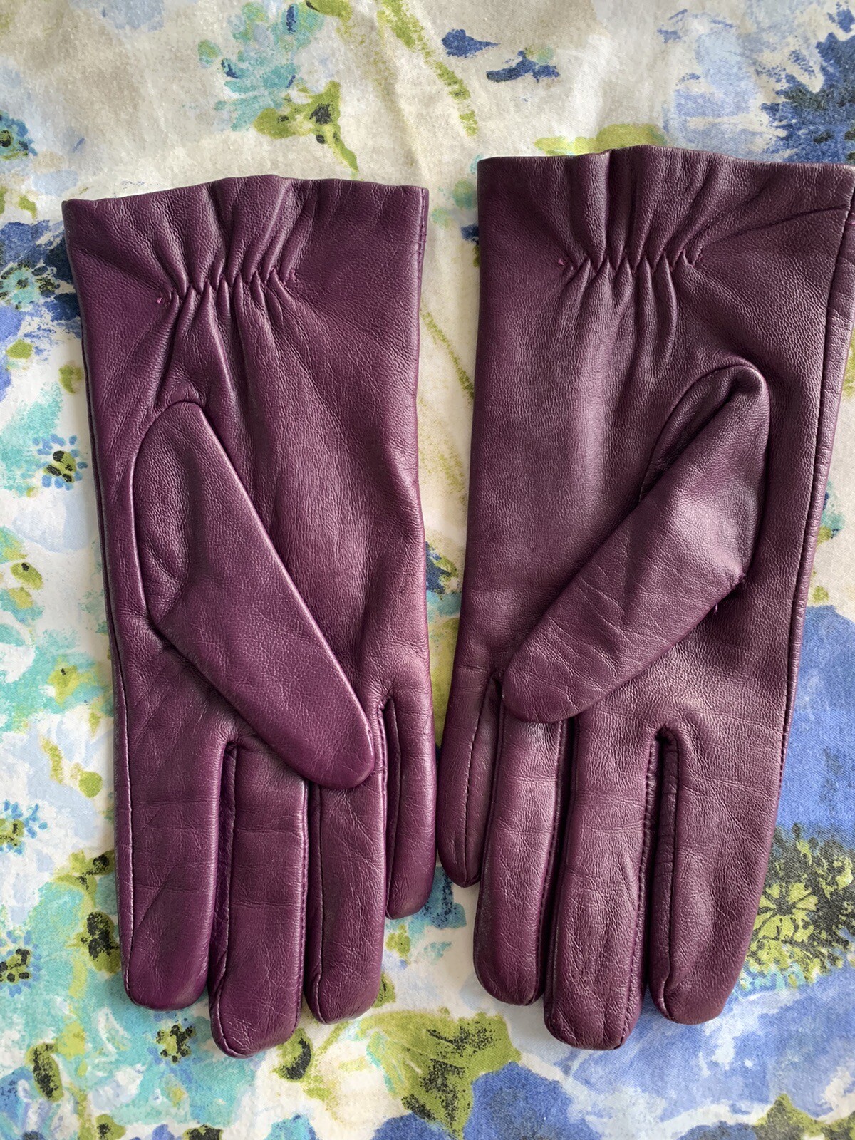 Marks & Spencer Leather Gloves Purple Barely Worn Size L, With Lining