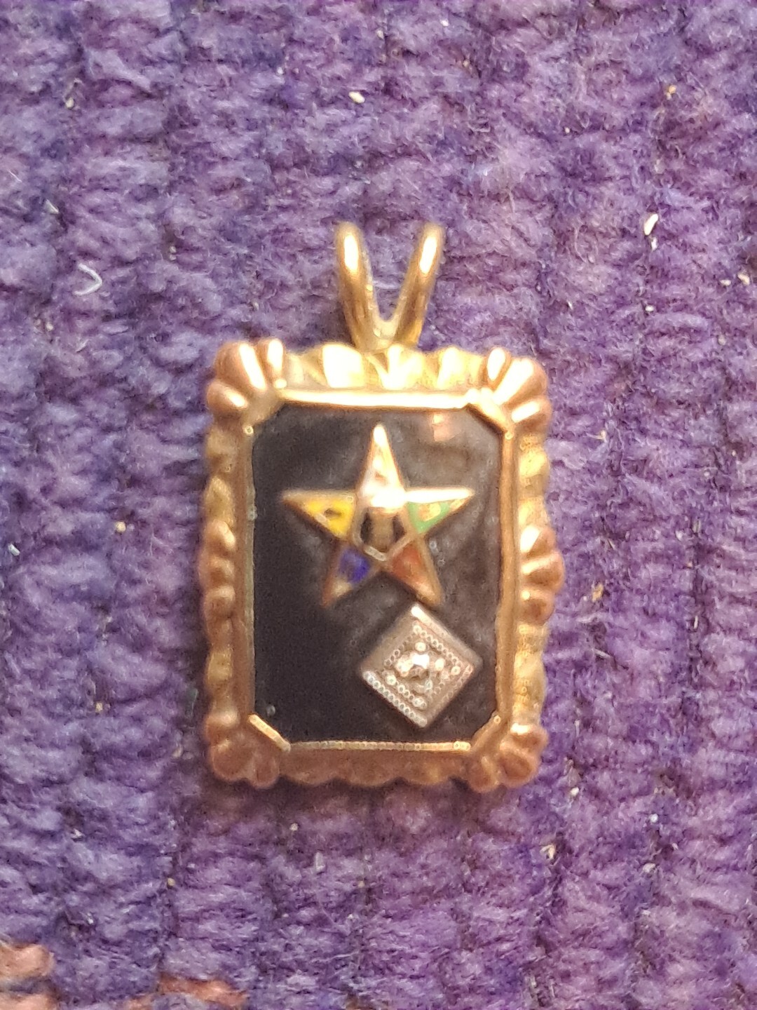 Solid 14 Karat Yellow Solid Eastern Star Diamond … - image 4