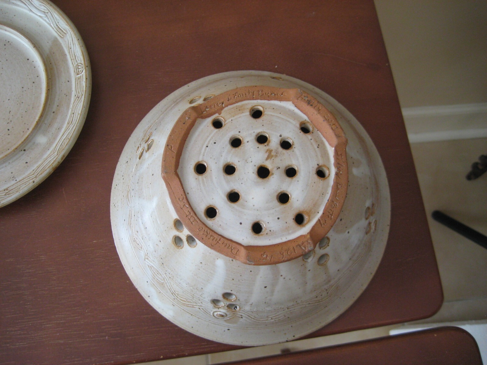 Rare SILVER DEW POTTERY Strainer Colander & Underplate Daufuskie Island