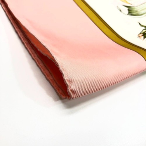 Hermes REGINA Carre 90 Silk 100% Scarf Pink Tags No Box Unused. - Picture 13 of 13