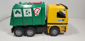 bruder 4143 recycling truck