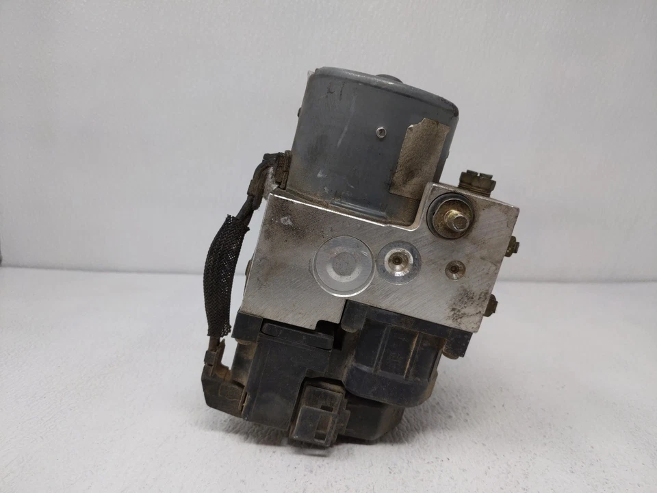 2002-2003 Subaru Impreza Abs Pump Control Module FE40V - Image 3 of 4